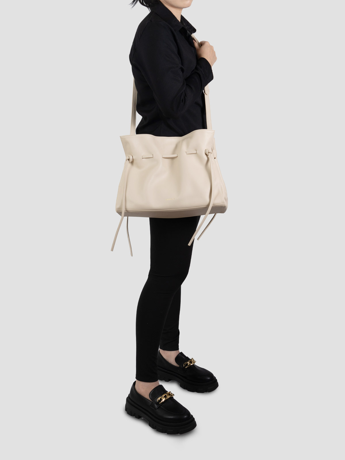 marroque wendy-tote-ivorywhite leather bag.