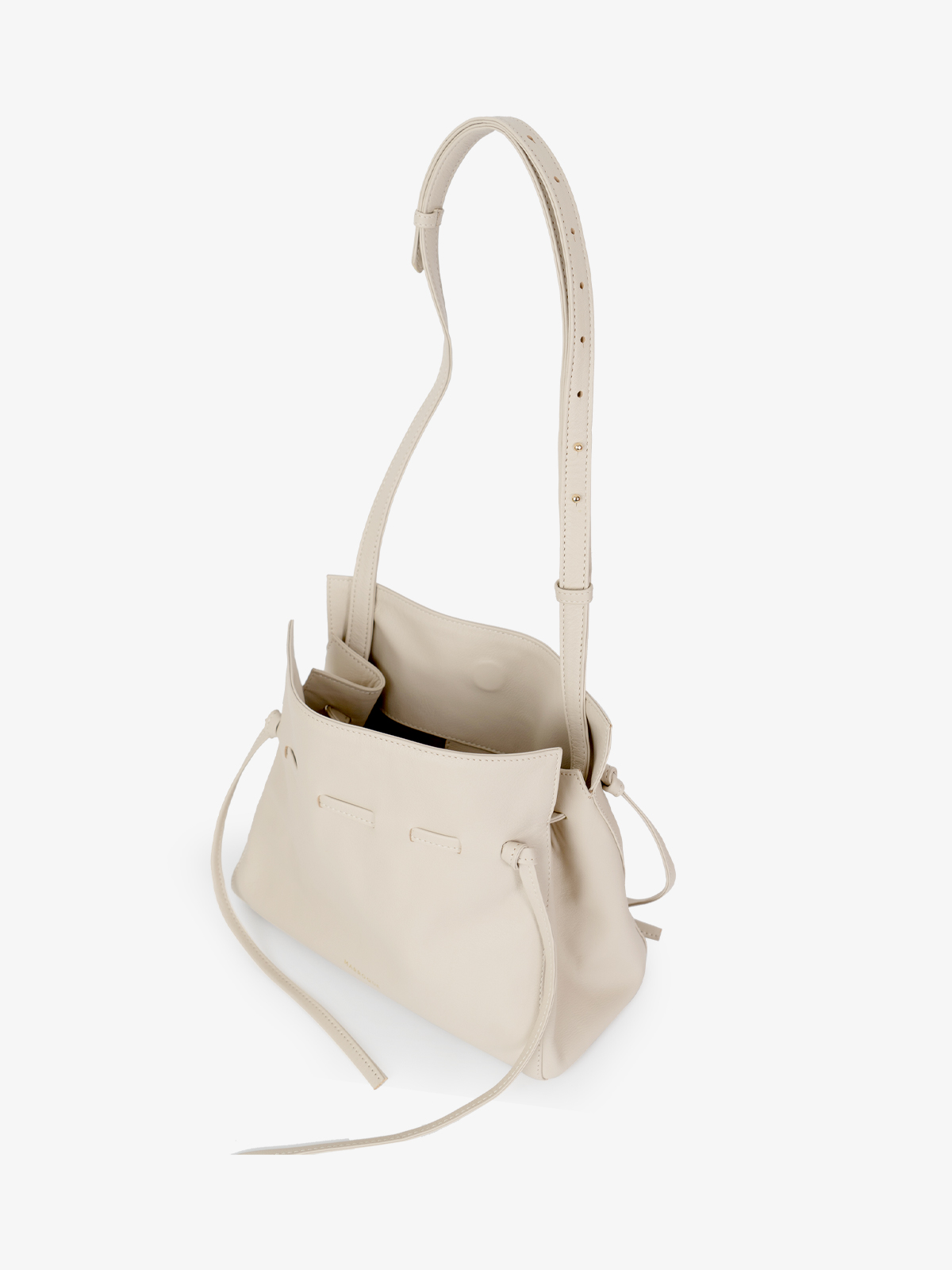 Marroque wendy 25 tote bag in Ivory. Genuine leather bag. Shoulder bag crossbody bag.
