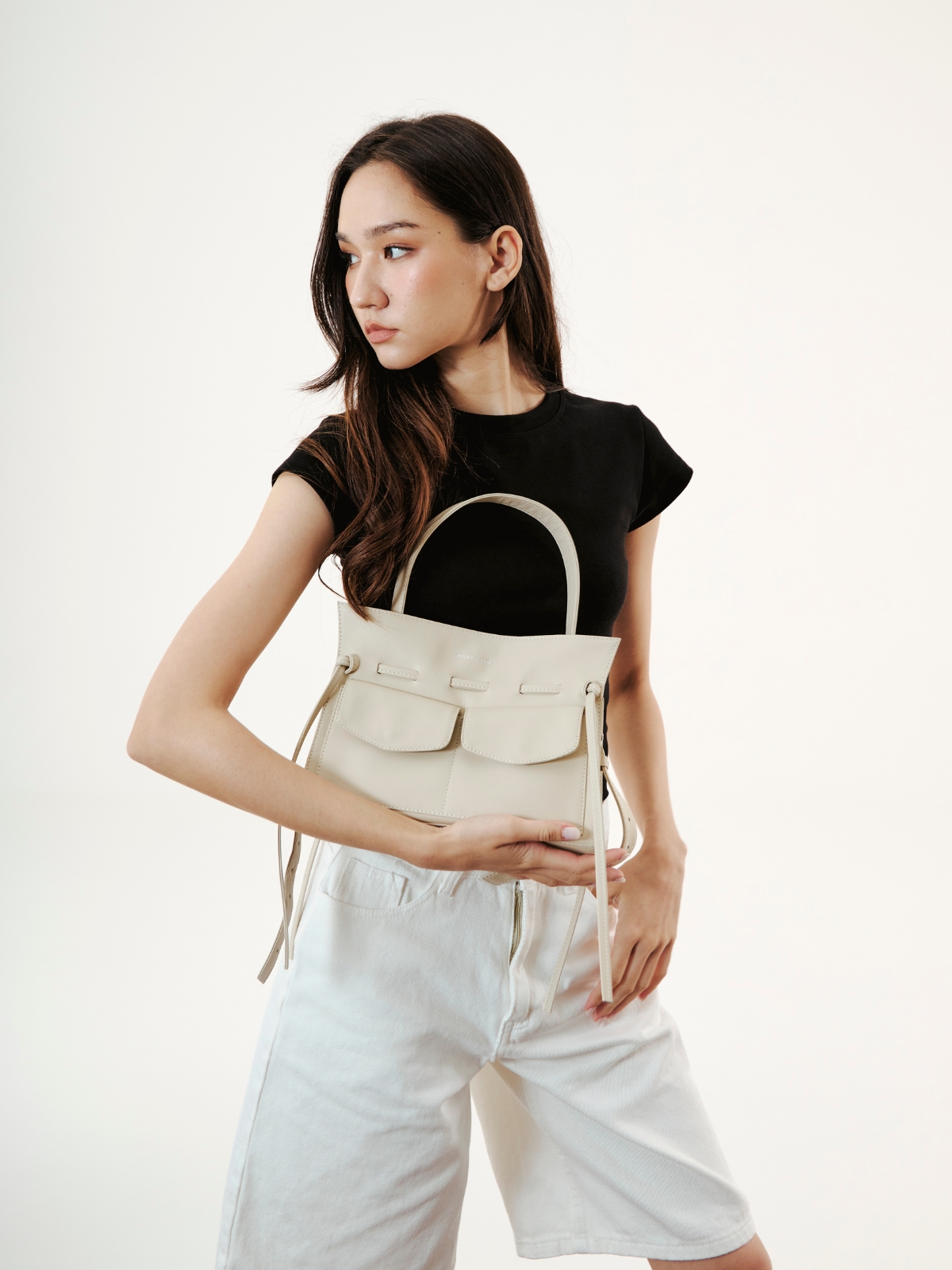 Marroque Judy leather crossbody bag in White Cream