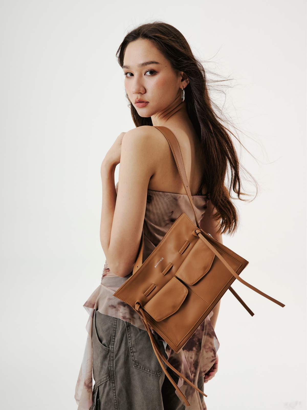 Marroque Judy leather crossbody bag in brown