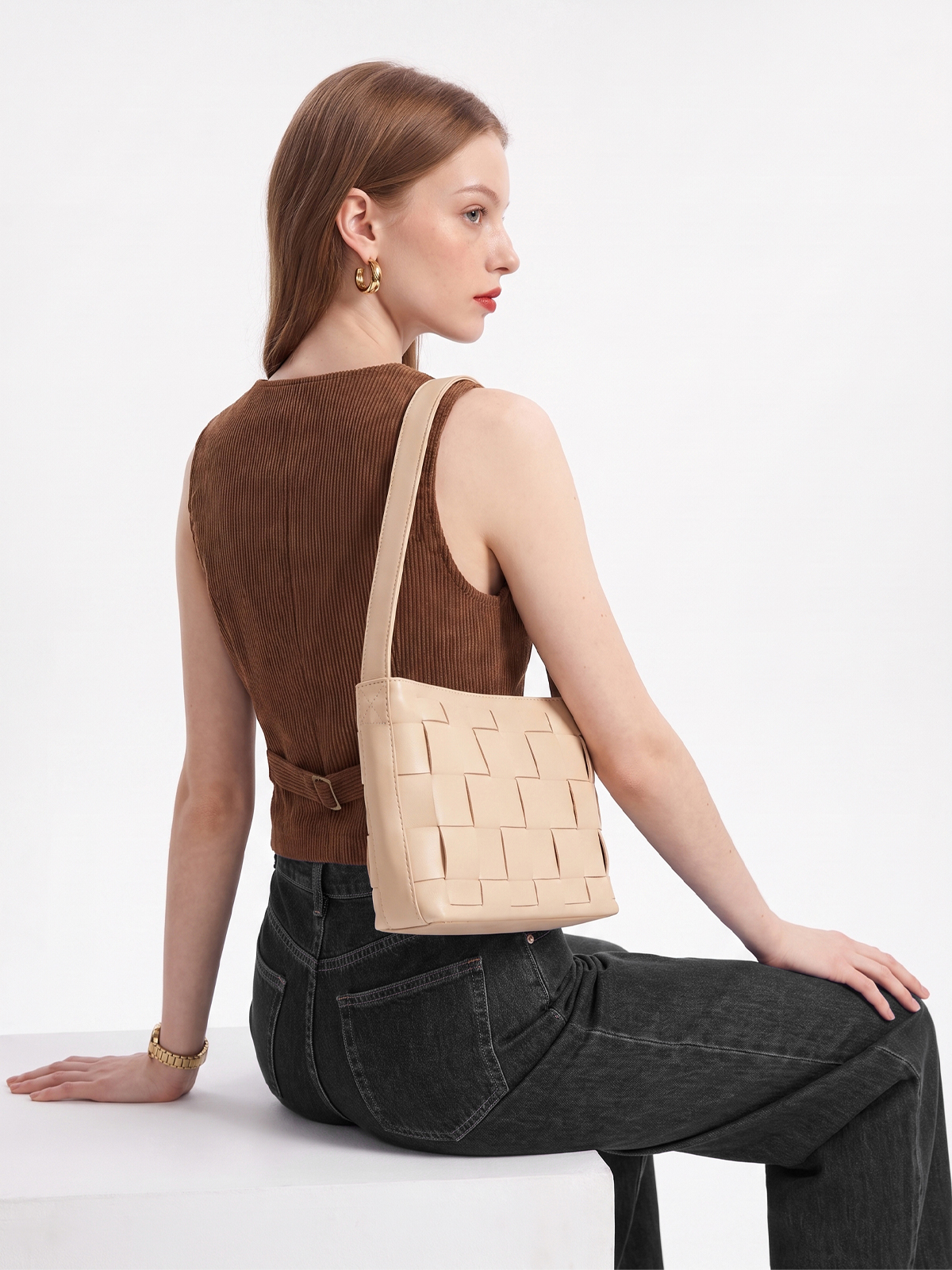 Marroque-milo-woven-leather-shoulderbag-product-Nude