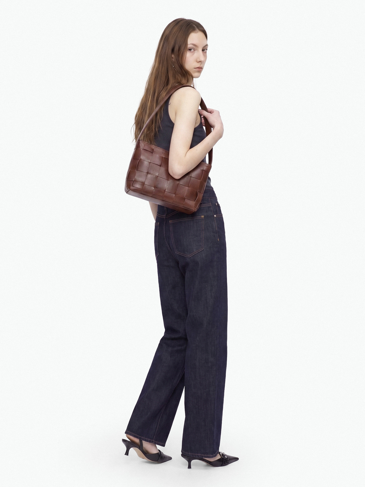 Marroque-milo-woven-leather-shoulderbag-product-antiquewarmbrown