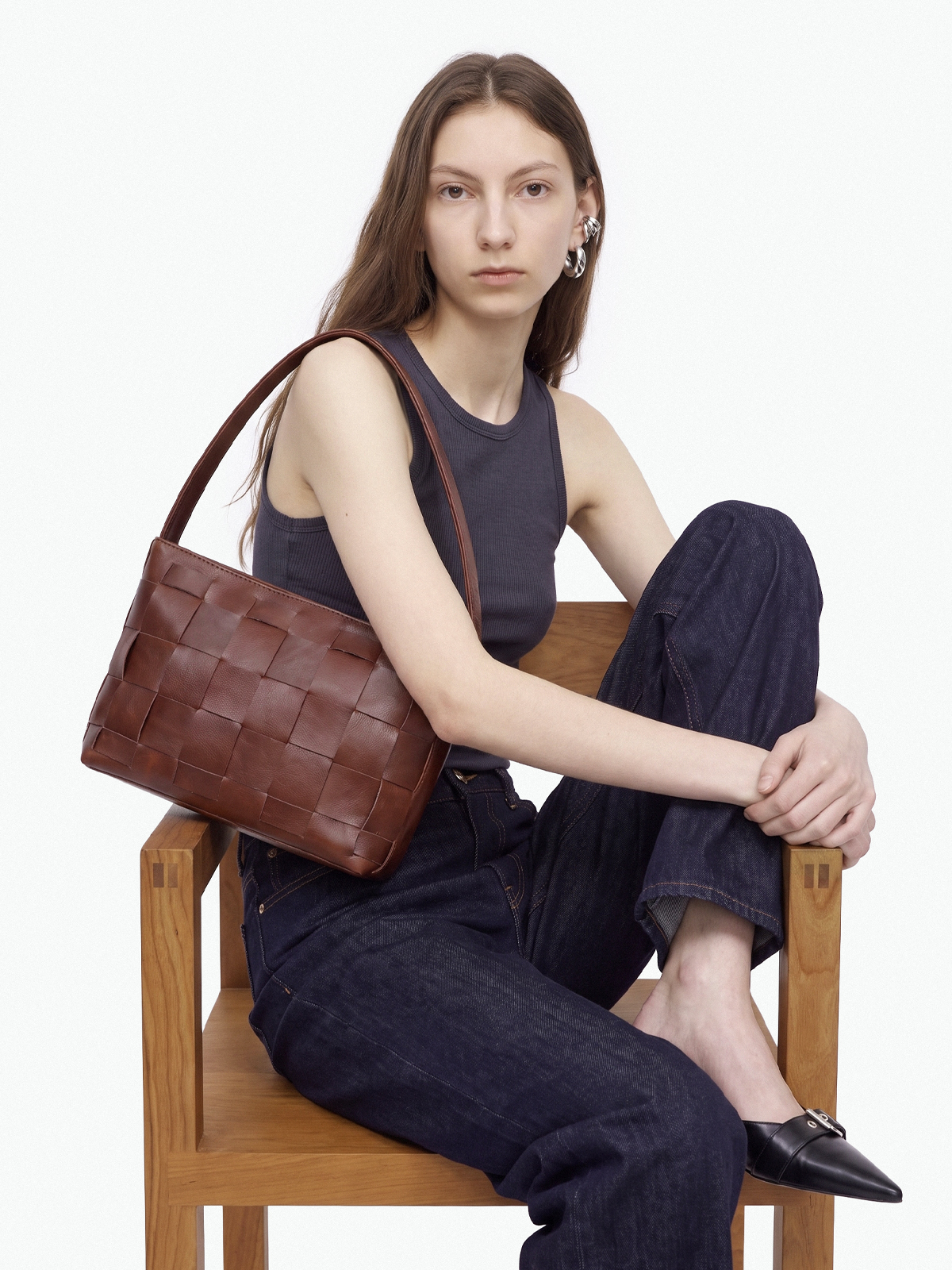 Marroque-milo-woven-leather-shoulderbag-product-antiquewarmbrown