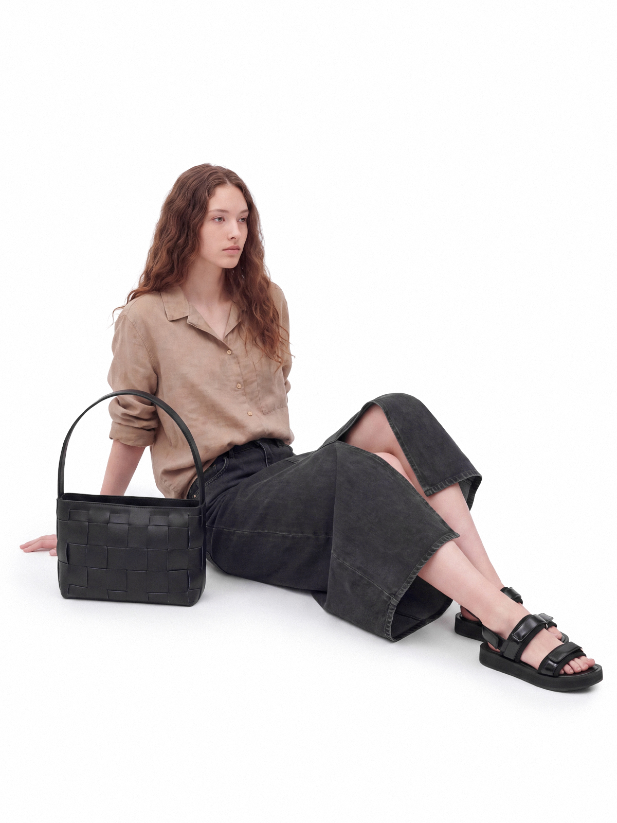 Marroque-milo-woven-leather-shoulderbag-product-antiquewarmbrown-matteblack
